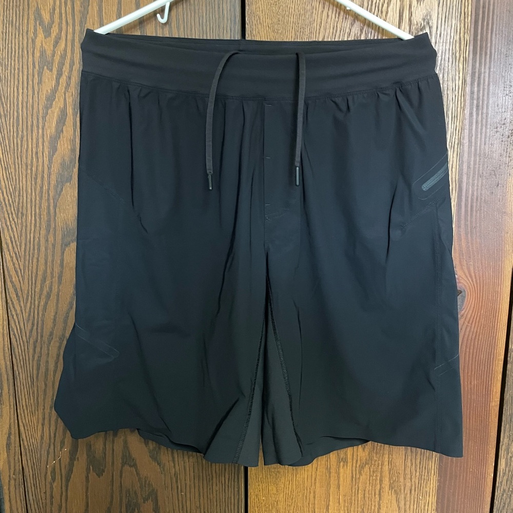Lululemon Large Black Athletic Shorts